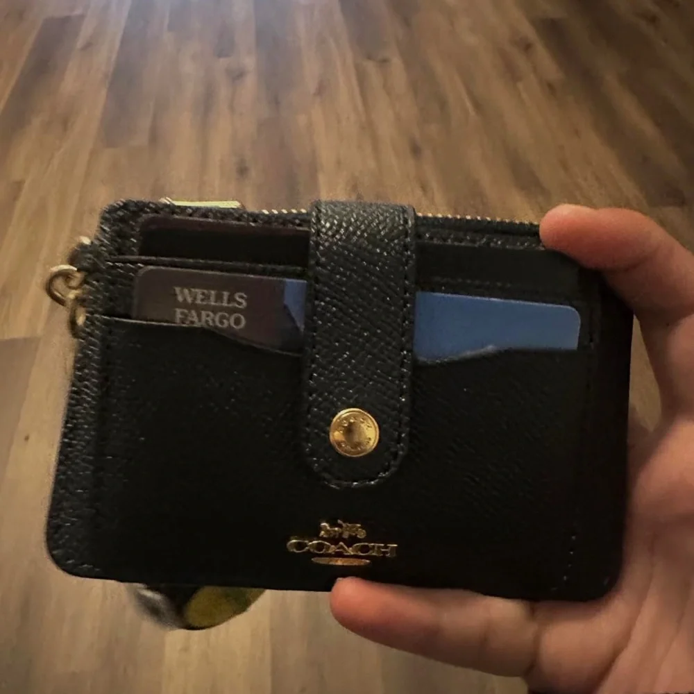 NWT Coach Black Card Holder with Gold Accents - Picture 5 of 5